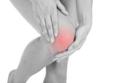 膝が腫れたらどうすべき 考えられる原因と対処法 ひざ痛チャンネル